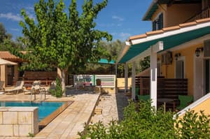 thumbnail: Terrace/patio
