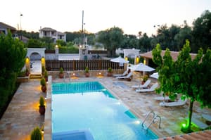 thumbnail: Outdoor pool