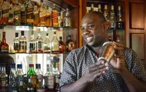 thumbnail: Bar (on property)