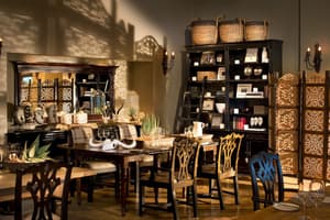 thumbnail: Dining