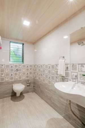 thumbnail: Bathroom