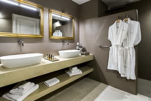 thumbnail: Bathroom