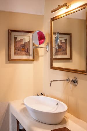 thumbnail: Bathroom