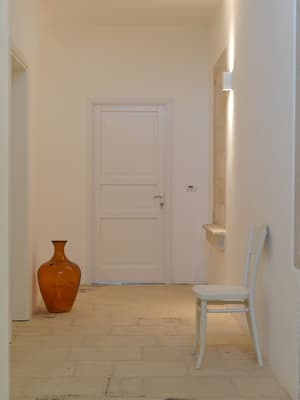 thumbnail: Interior