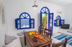 thumbnail: In-room dining