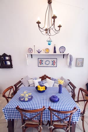 thumbnail: In-room dining
