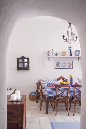 thumbnail: In-room dining