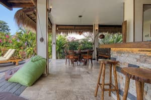 thumbnail: Living area