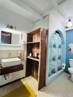 thumbnail: Bathroom