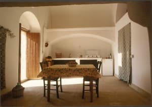 thumbnail: In-room dining