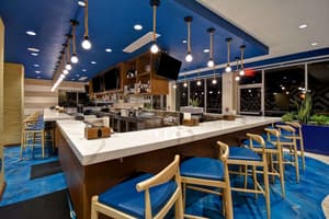 thumbnail: Bar (on property)