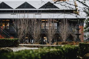 thumbnail: Exterior