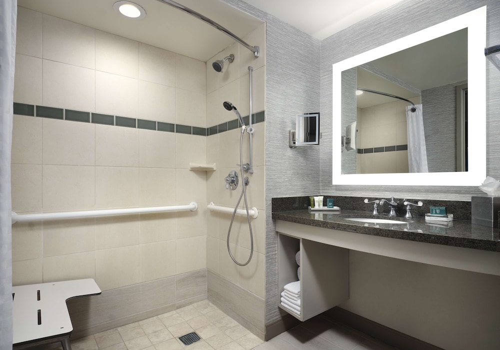 Bathroom shower