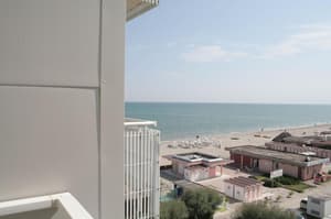 thumbnail: General view