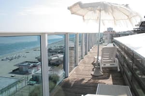 thumbnail: General view