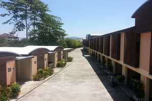 thumbnail: Exterior
