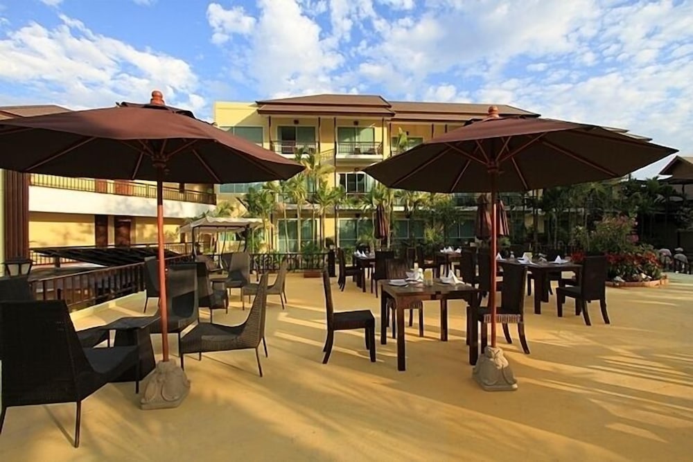 Outdoor banquet area