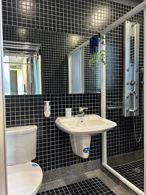 thumbnail: Bathroom