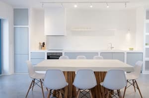 thumbnail: In-room dining