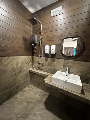 thumbnail: Bathroom