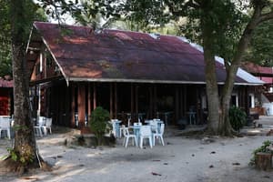 thumbnail: Restaurant