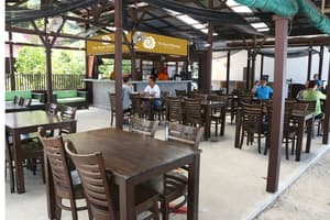 thumbnail: Restaurant