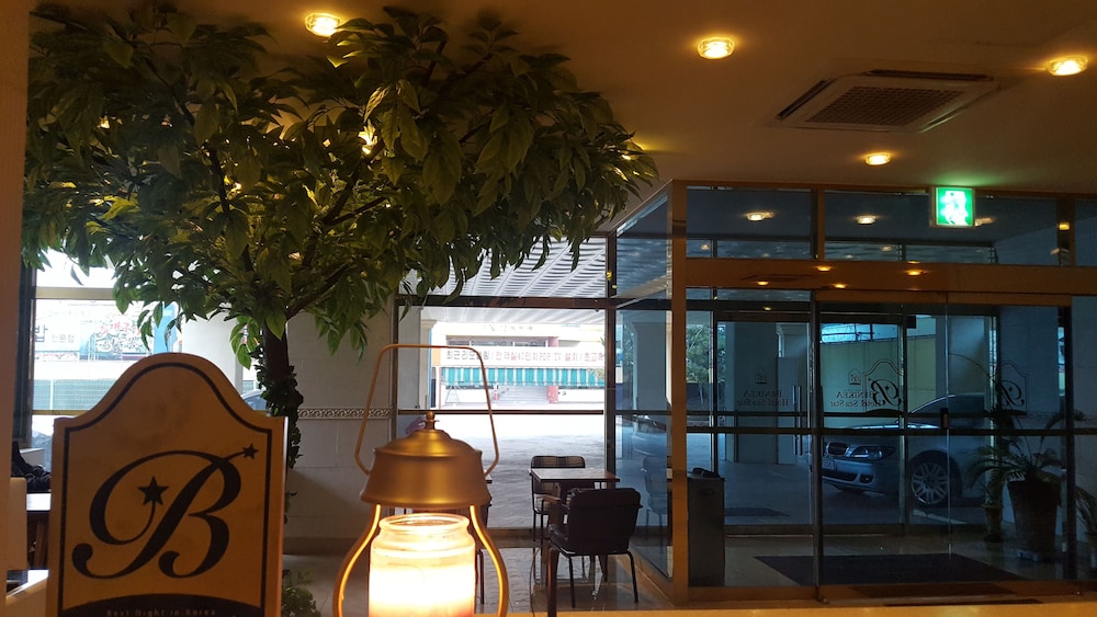Restaurant-cafeteria