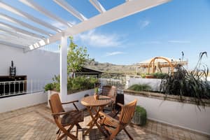 thumbnail: Terrace/patio