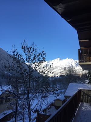 thumbnail: Mountain view
