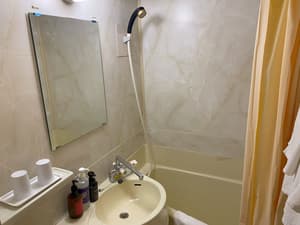 thumbnail: Bathroom
