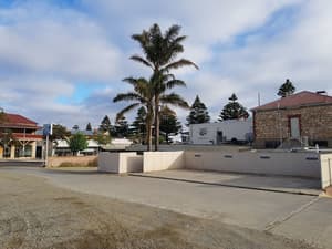 thumbnail: Parking