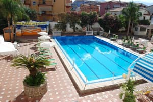 thumbnail: Outdoor pool