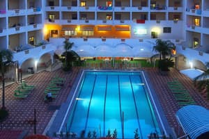 thumbnail: Outdoor pool