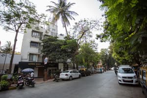 thumbnail: Front of property