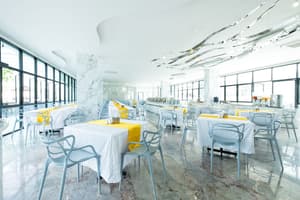 thumbnail: Restaurant