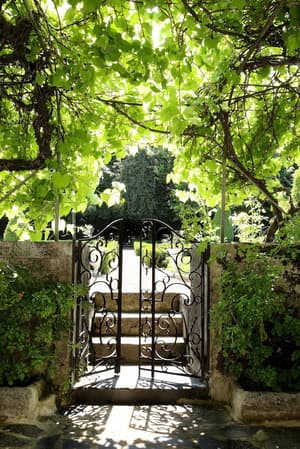 thumbnail: Property entrance