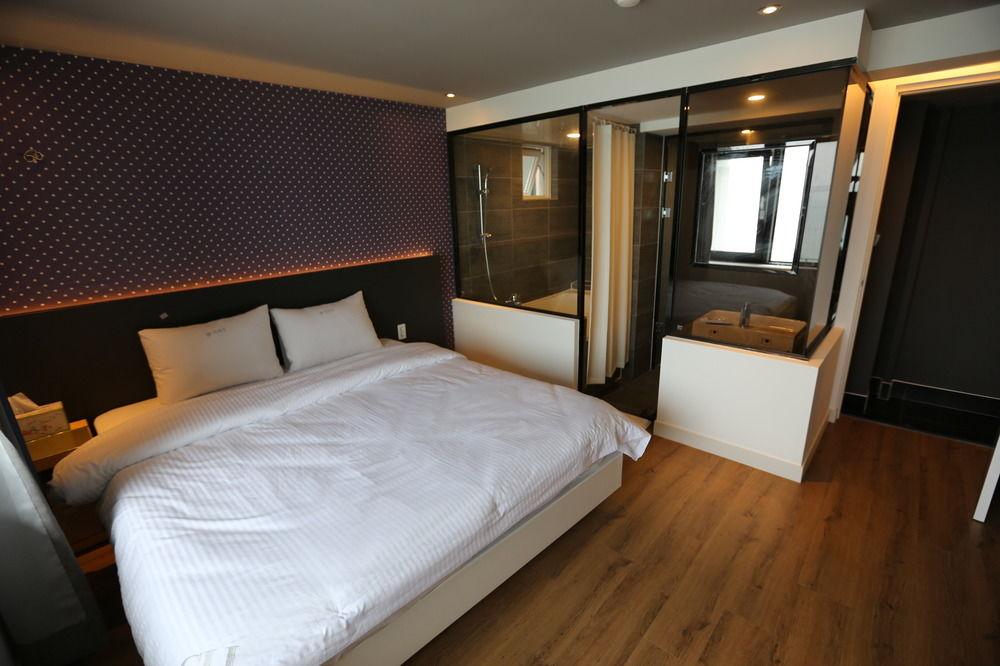 Cu Hotel 9