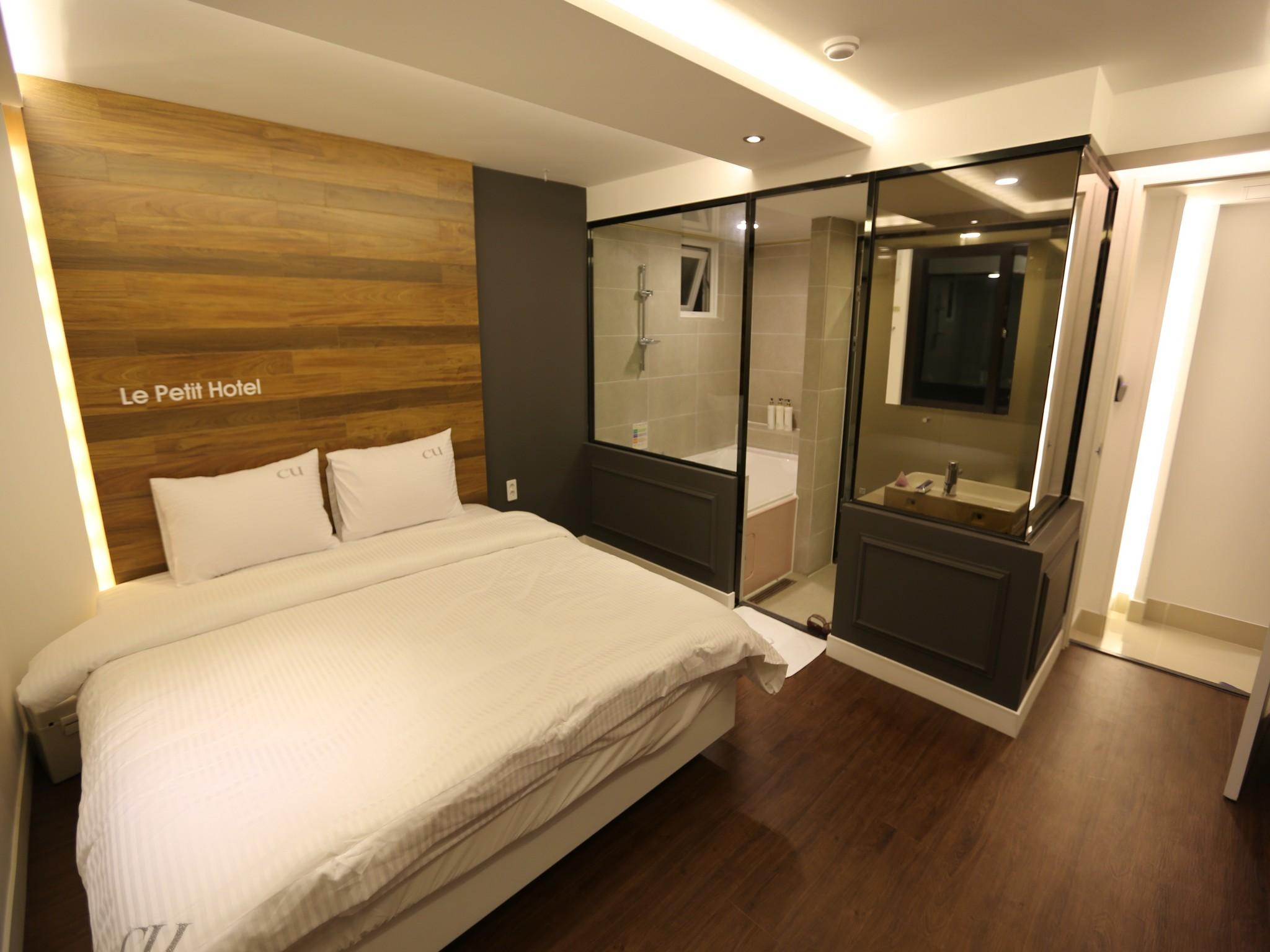 Cu Hotel 5