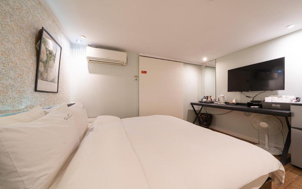 01a350ed17c2699b116210afb840ea69.jpg