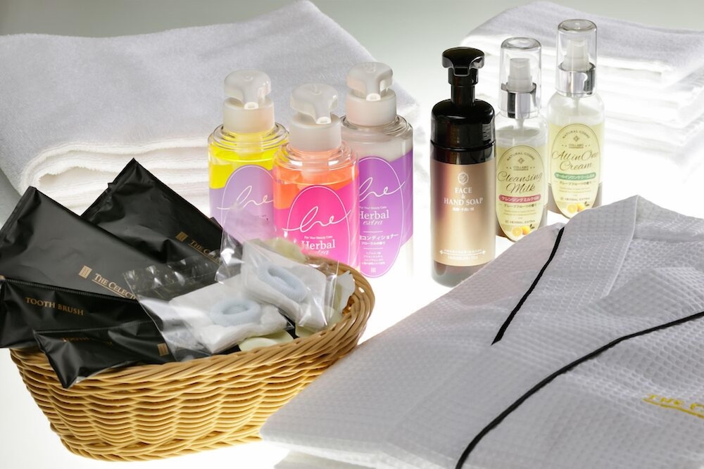 Bathroom amenities