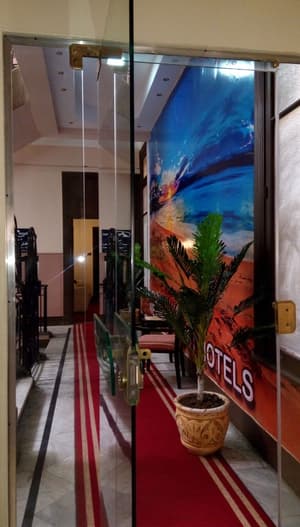 thumbnail: Interior entrance
