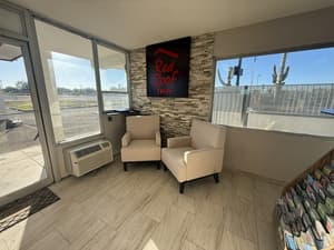 thumbnail: Lobby lounge