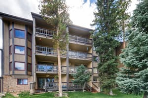 thumbnail: Exterior