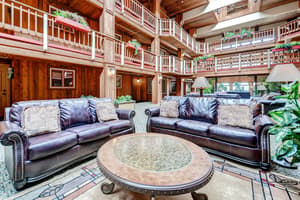 thumbnail: Lobby lounge