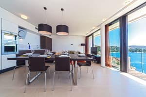 thumbnail: In-room dining