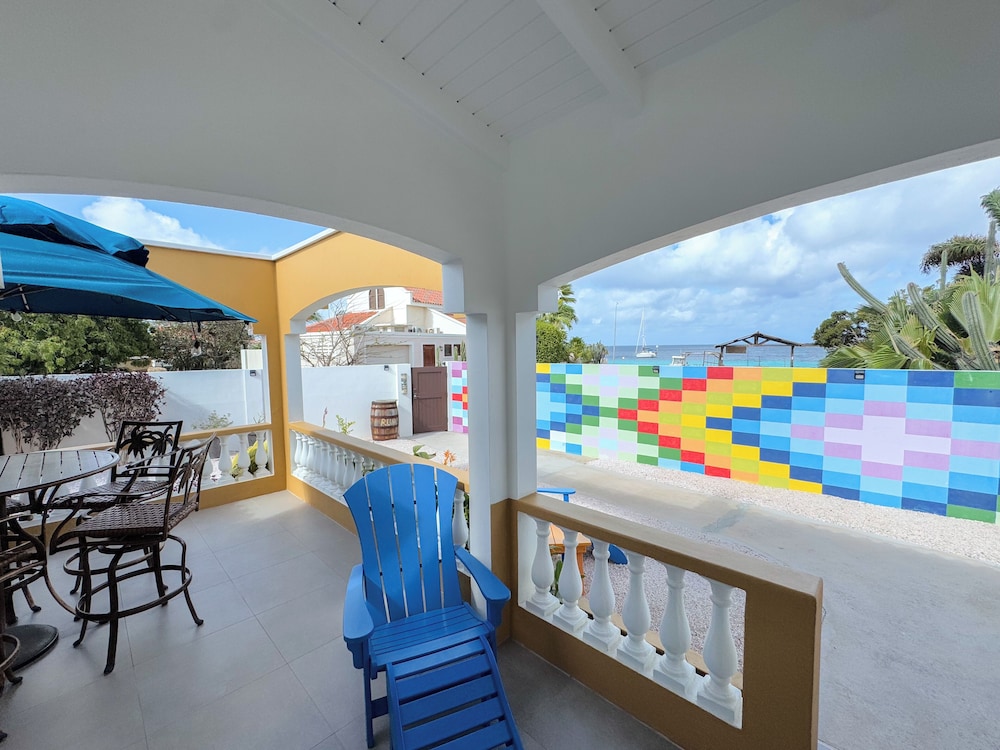 Beach/ocean view