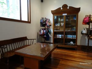 thumbnail: Interior