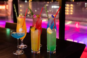 thumbnail: Bar (on property)