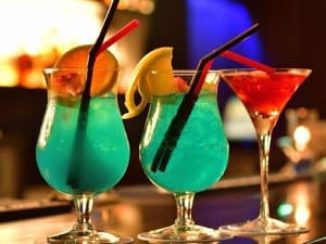 thumbnail: Bar (on property)
