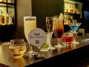 thumbnail: Bar (on property)